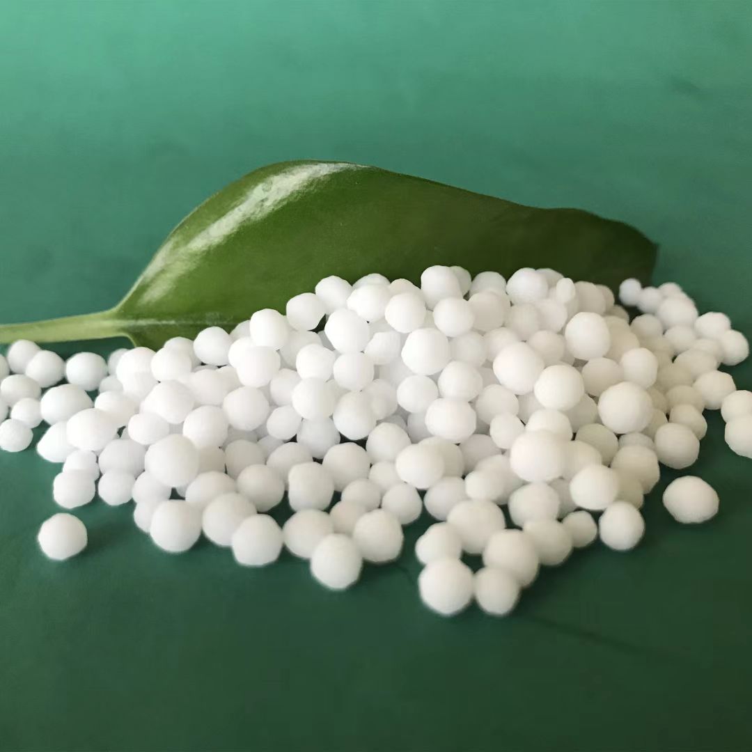 Industrial and agricultural urea fertilizer 46%